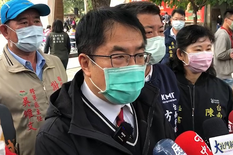 黃偉哲去年就被爆是線民　警追查發文網友IP在菲律賓　