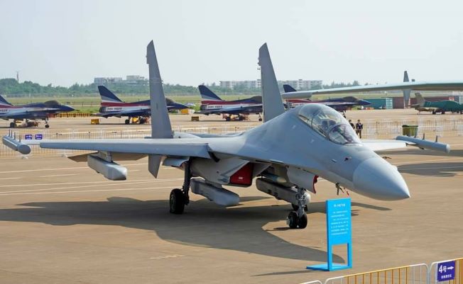 中共解放軍今派13架軍機侵入我防空識別區　殲-16D電戰機首度出現