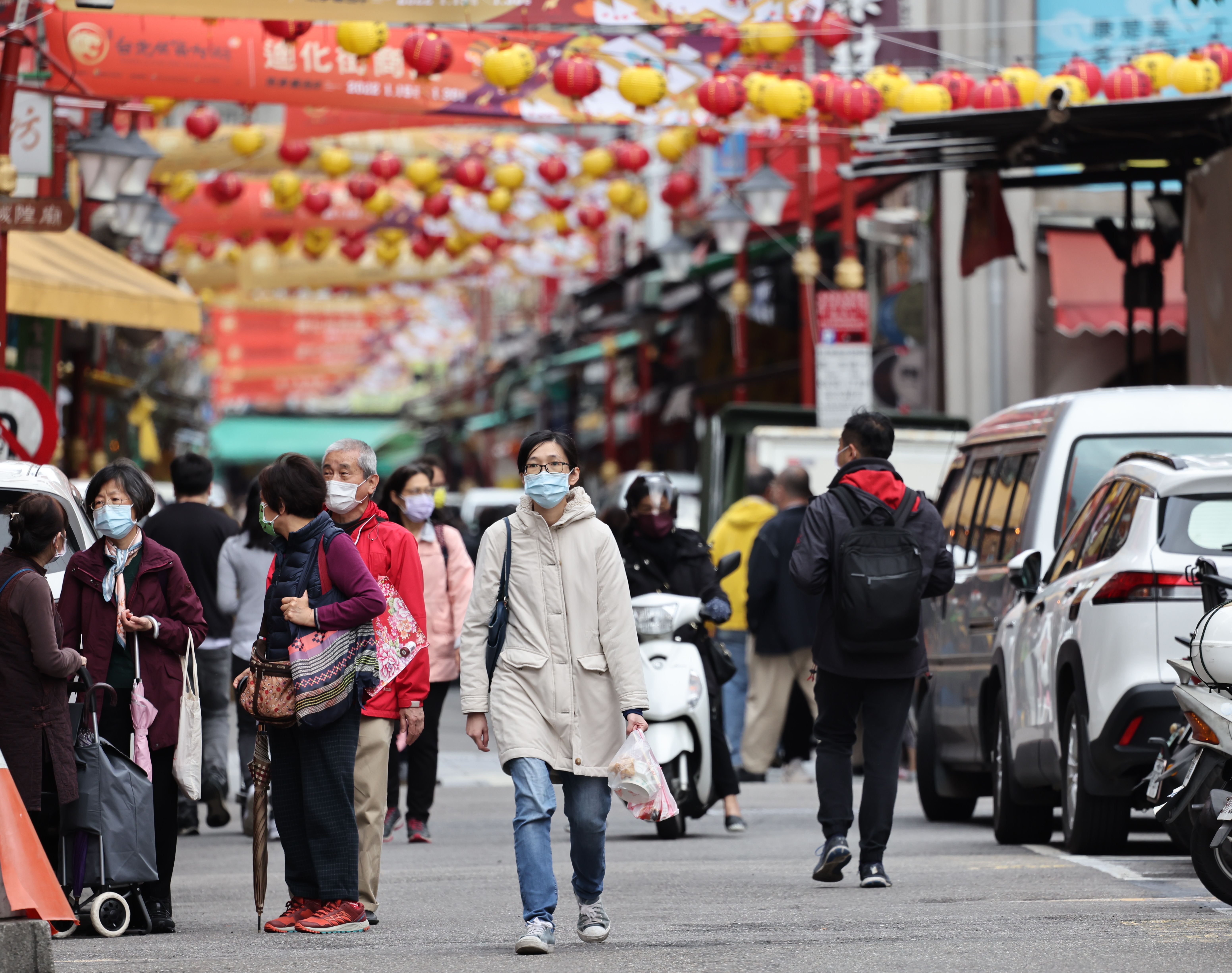 疫情升溫！一天83例創新高　陳時中：4月口罩政策暫不鬆綁